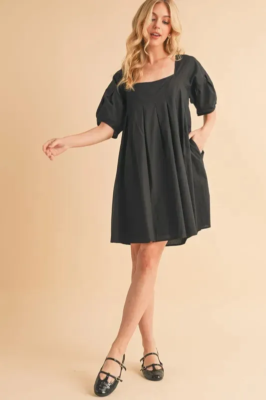 Aemi   Co Square Neck Babydoll Dress with Pockets In Black