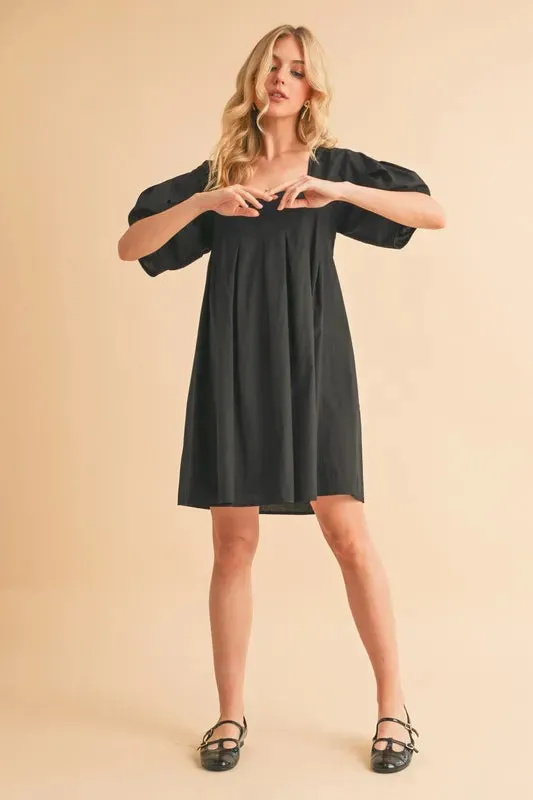 Aemi   Co Square Neck Babydoll Dress with Pockets In Black