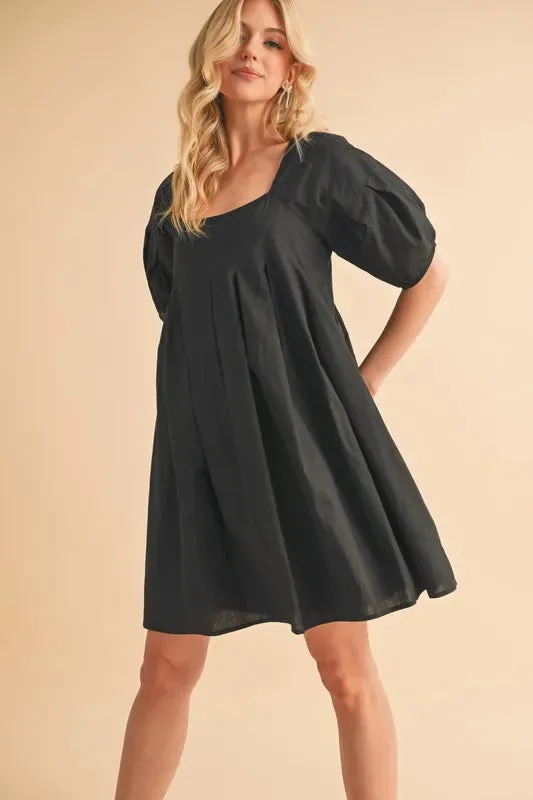Aemi   Co Square Neck Babydoll Dress with Pockets In Black
