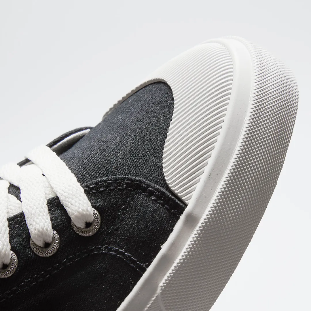 Classic Black over White 746 Ladies low top, canvas sneakers for women