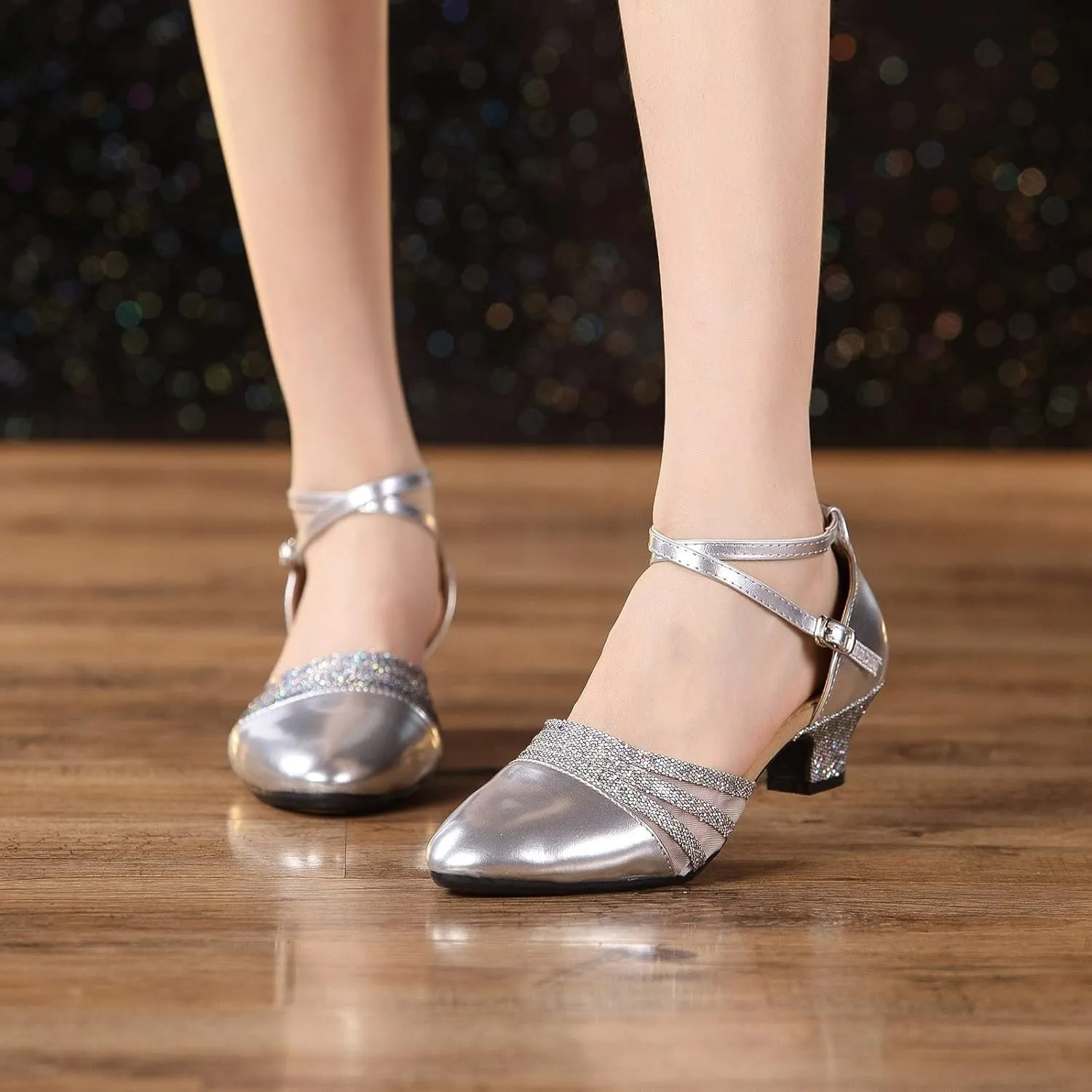 Fashion Design Handmade Latest Latin Dance Shoes for Ladies (3.5cm)