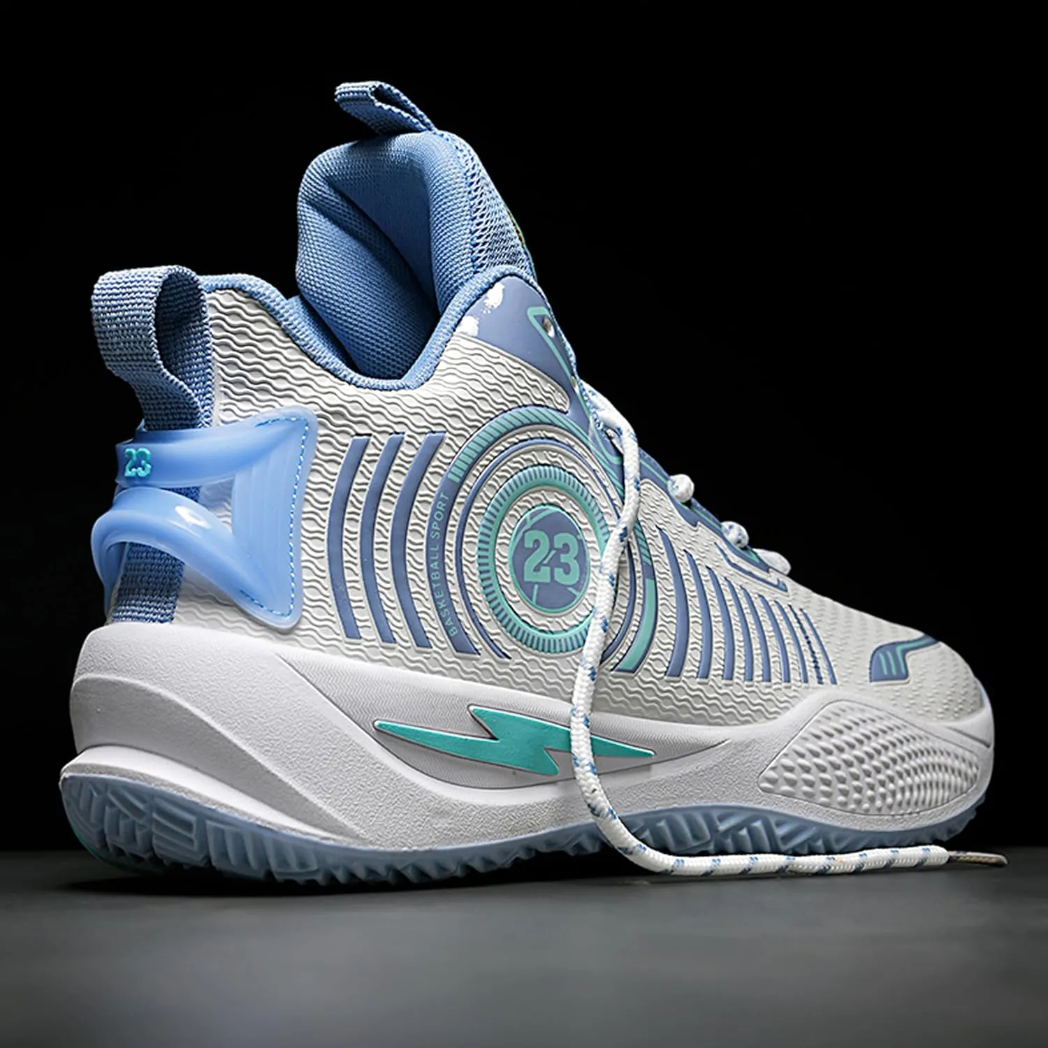 Men's High-Top Basketball ShoesWear-Resistant and Anti-Slip Soles Running Shoes Graffiti Design Fashionable Sports Shoes