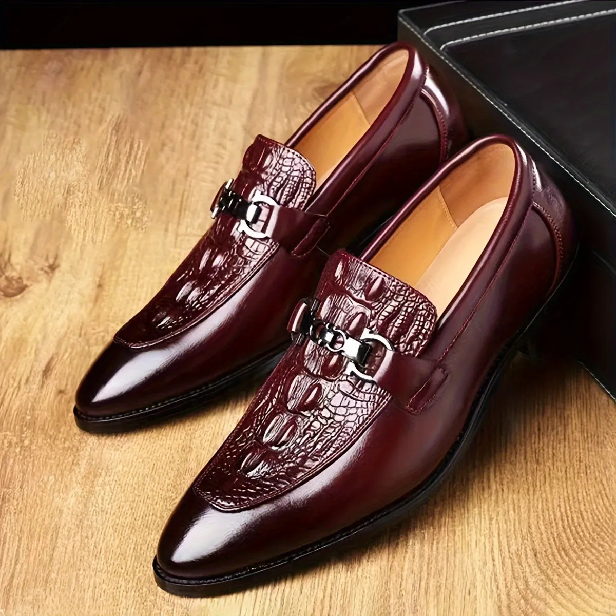 Mens Stylish Low Top Sleek Dress Shoes