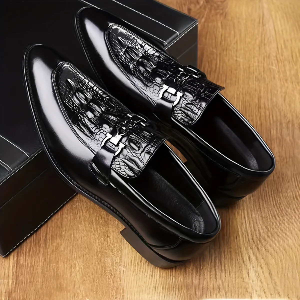 Mens Stylish Low Top Sleek Dress Shoes