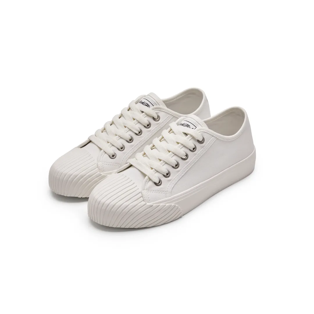 ROCKFISH White Vintage 702 Ladies canvas sneakers. Womens canvas trainer with shell shaped toe cap.